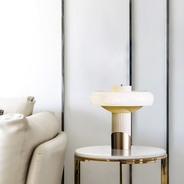 Moza_Table_Lamp_6