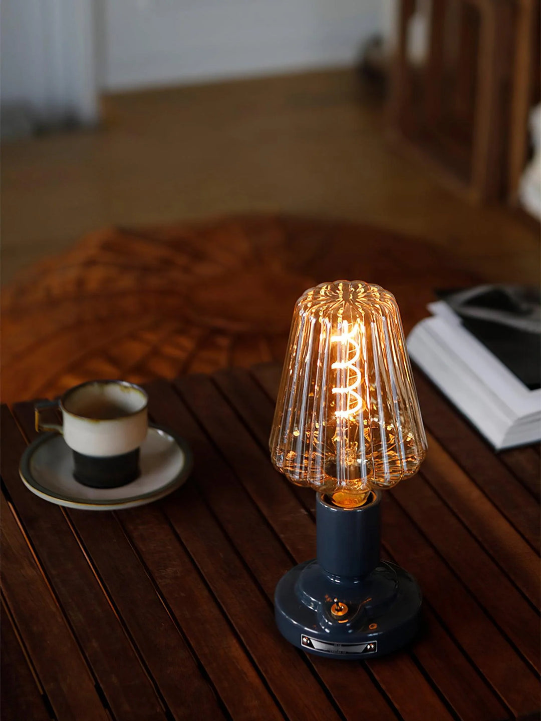 Mushroom Glass Desk Lamp-4