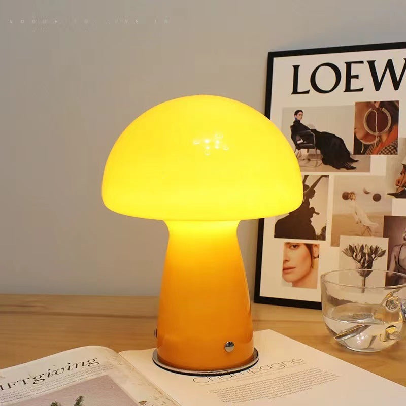 Mushroom_Glass_Table_Lamp_10