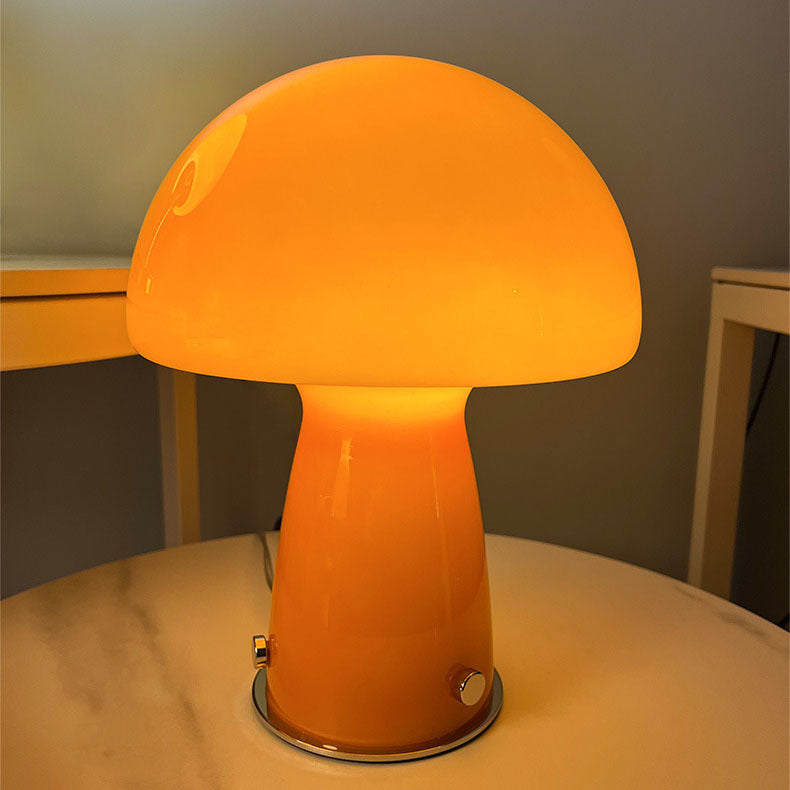 Mushroom_Glass_Table_Lamp_3