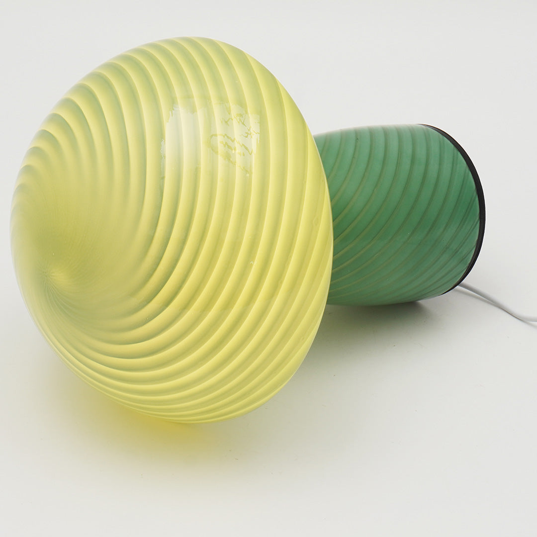 Mushroom_Glass_Twill_Table_Lamp_A_3