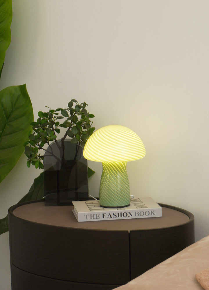 Mushroom_Glass_Twill_Table_Lamp_A_6