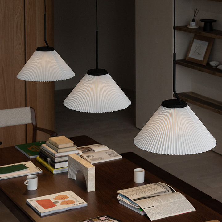 Nebra Pleated Pendant Lamp