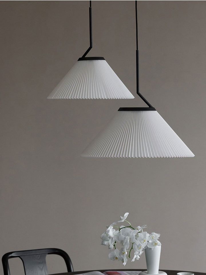 Nebra_Pleated_Pendant_Lamp_6