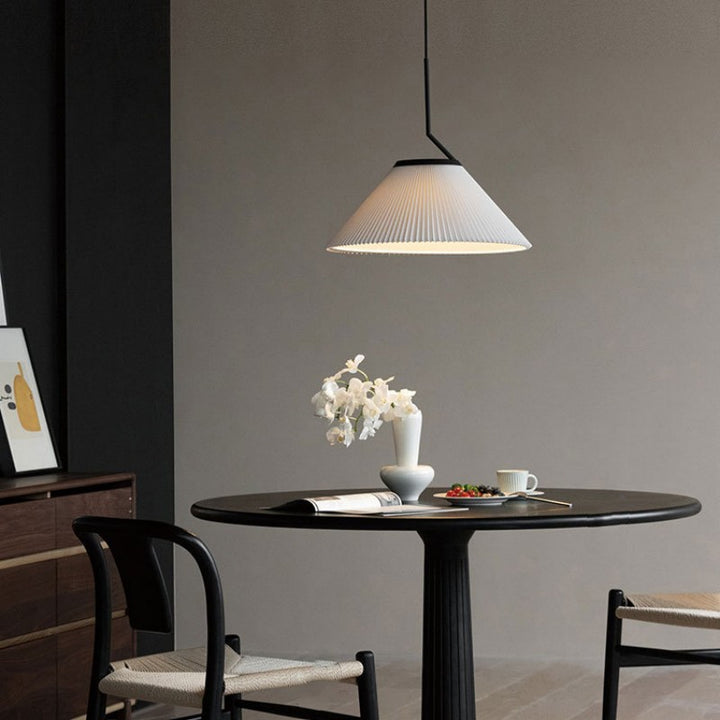 Nebra_Pleated_Pendant_Lamp_7