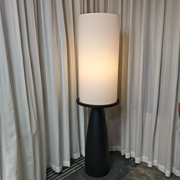 Nia_Floor_Lamp_6