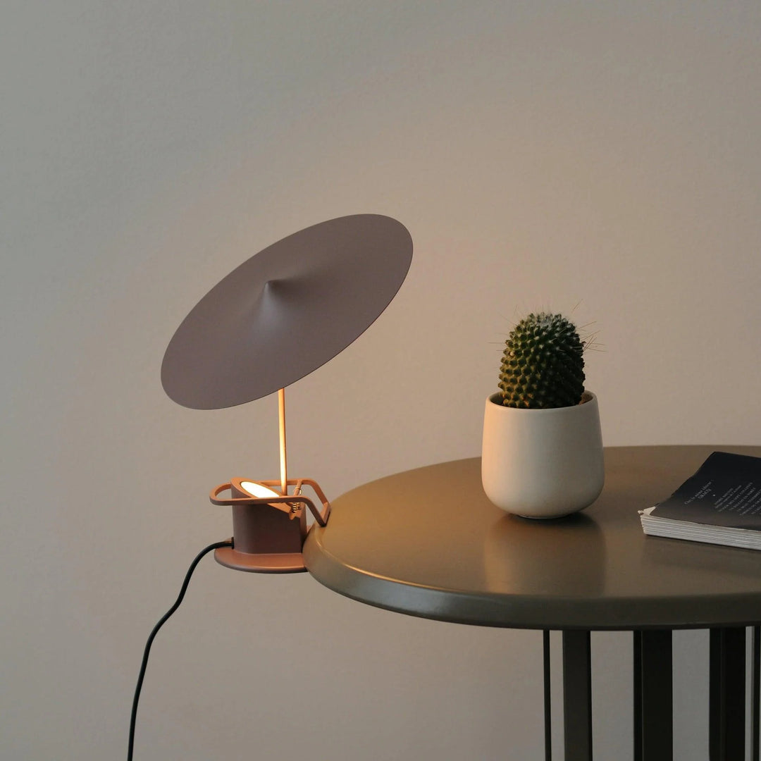 Nordic_Bedroom_Ambiance_Table_Lamp-14