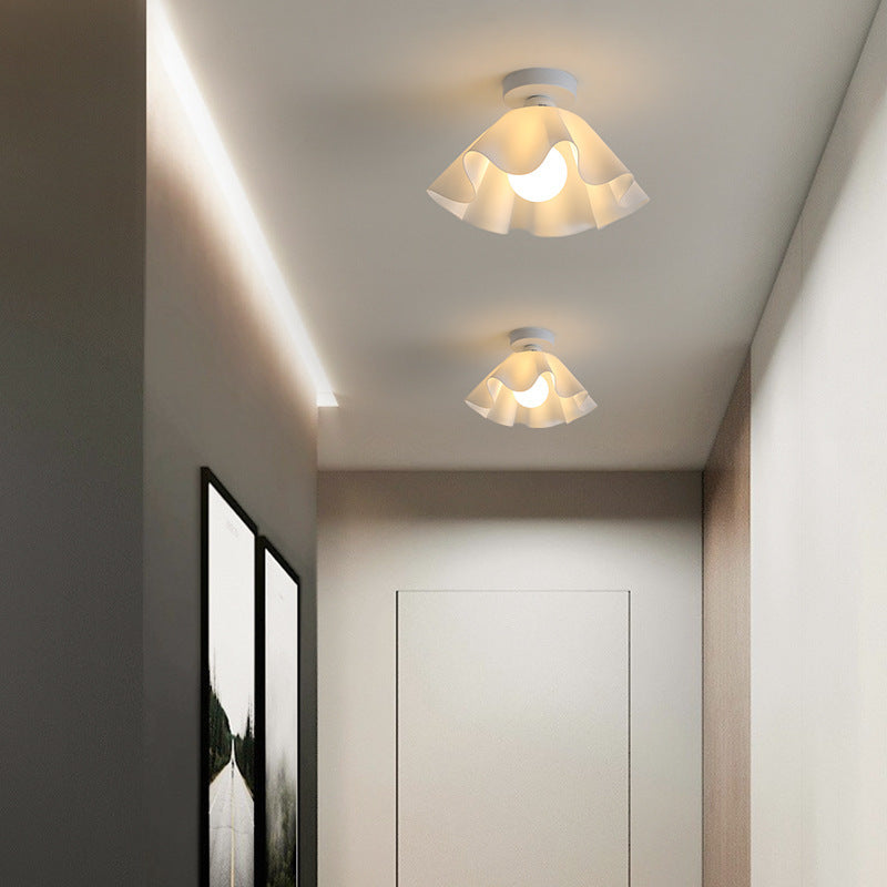 Nordic_Creative_Flower_Ceiling_Light_4