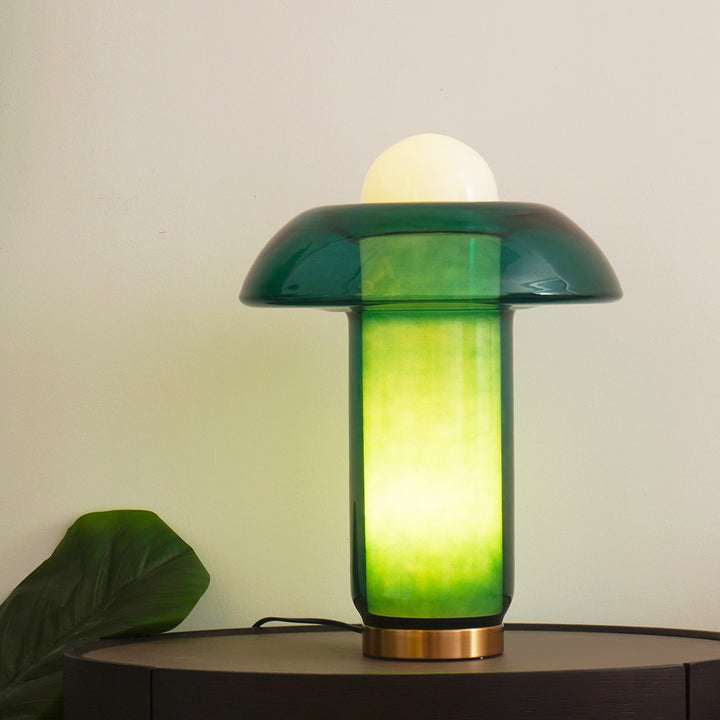Nordic_Glass_Table_Lamp_A_3