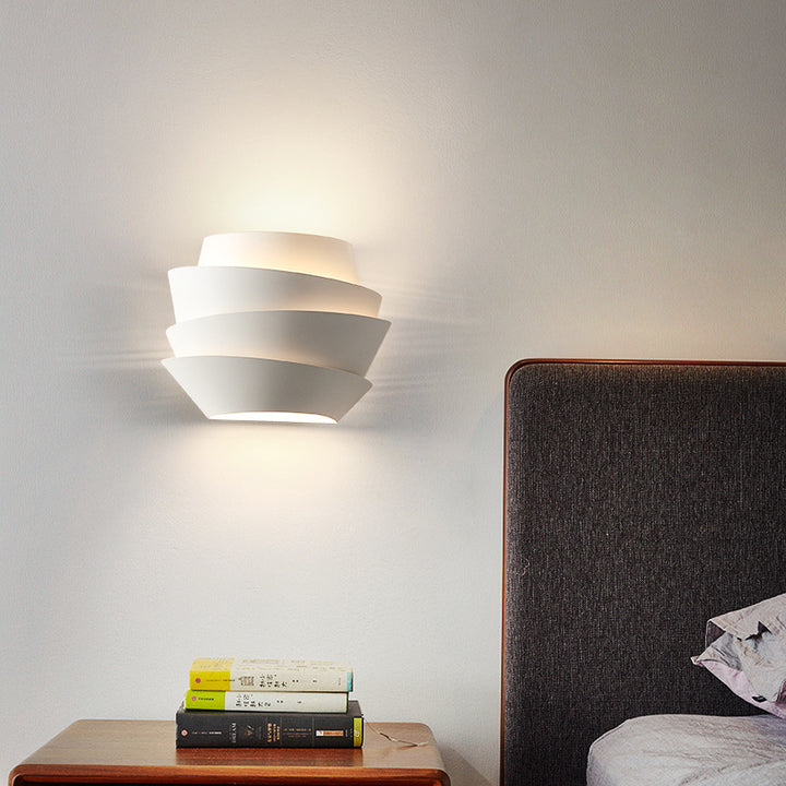 Nordic_Pine_Cone_Wall_Lamp_19