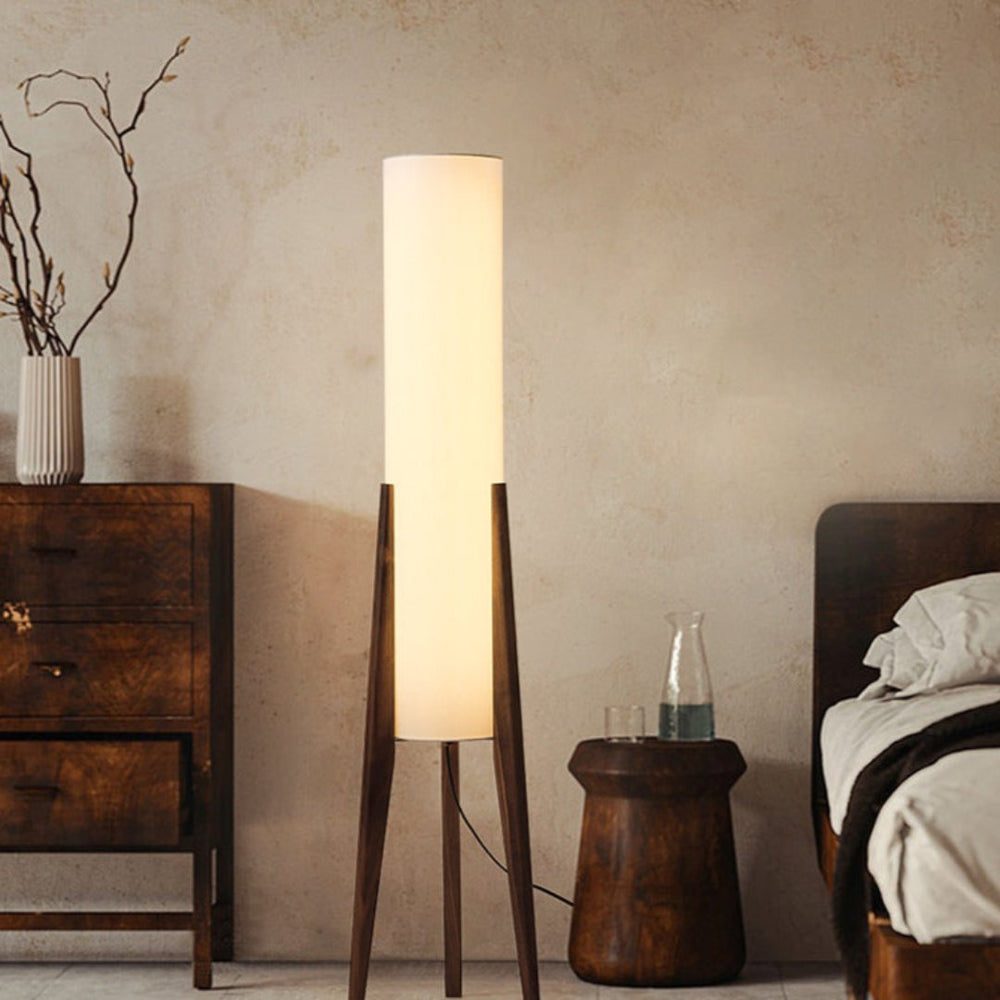 Nordic_Solid_Wood_Floor_Lamp_2