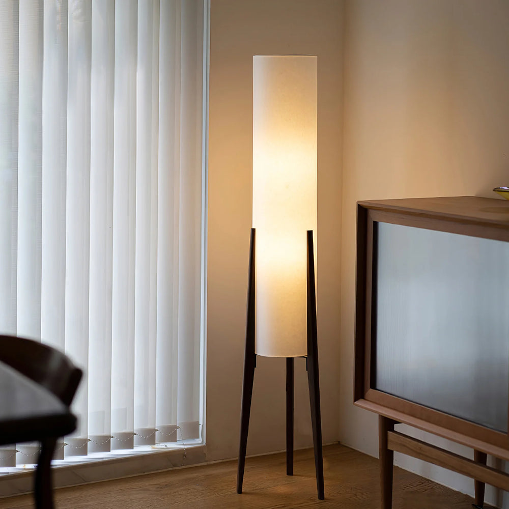 Nordic_Solid_Wood_Floor_Lamp_3
