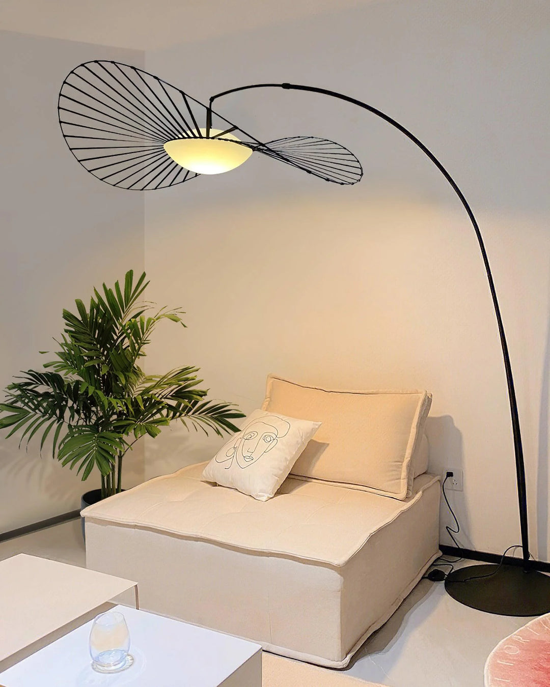 Nova_Floor_Lamp_3