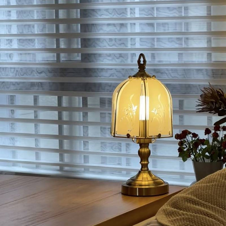 Orchid_Glass_Table_Lamp_09