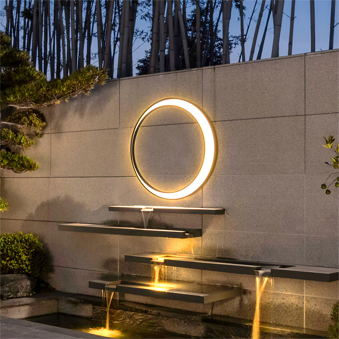 Outdoor Crescent Wall Light 2