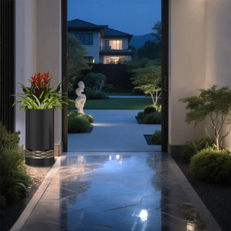 Outdoor_Versatile_Cylinder_Low_Light_8