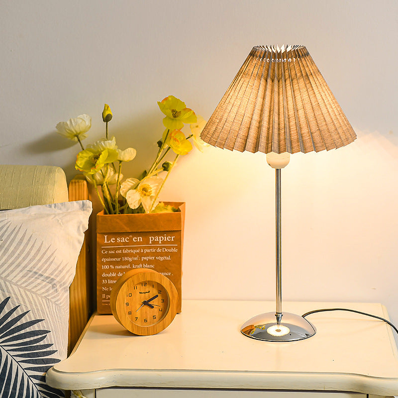 Pleated-Shade Table Lamp 3