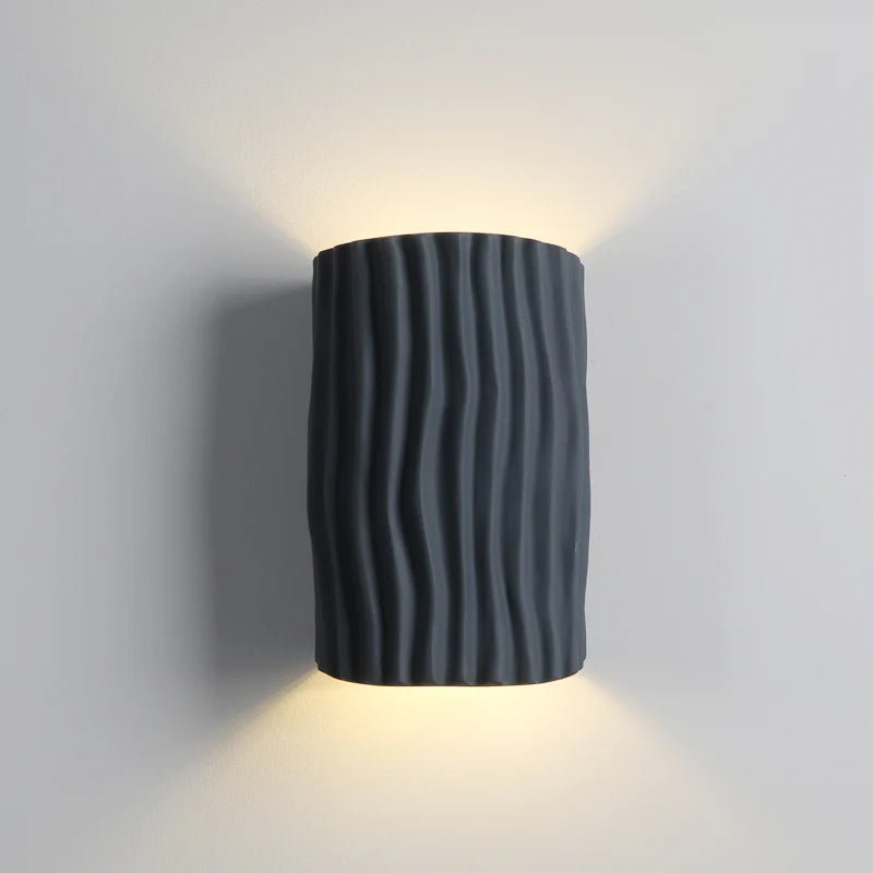 Pleated_Resin_Wall_Lamp_13