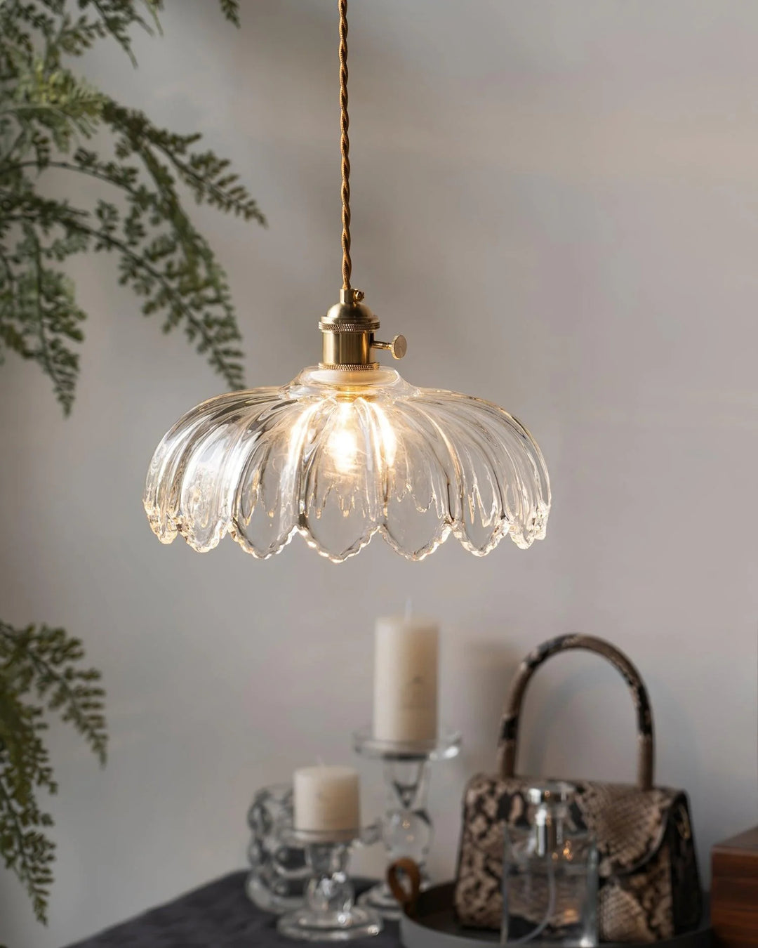 Polycrystalline_Glass_Pendant_Lamp_2