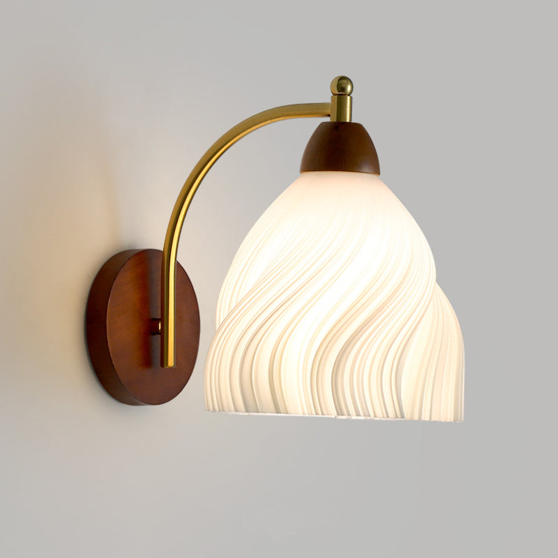 Puff_Skirt_Wall_Lamp_05