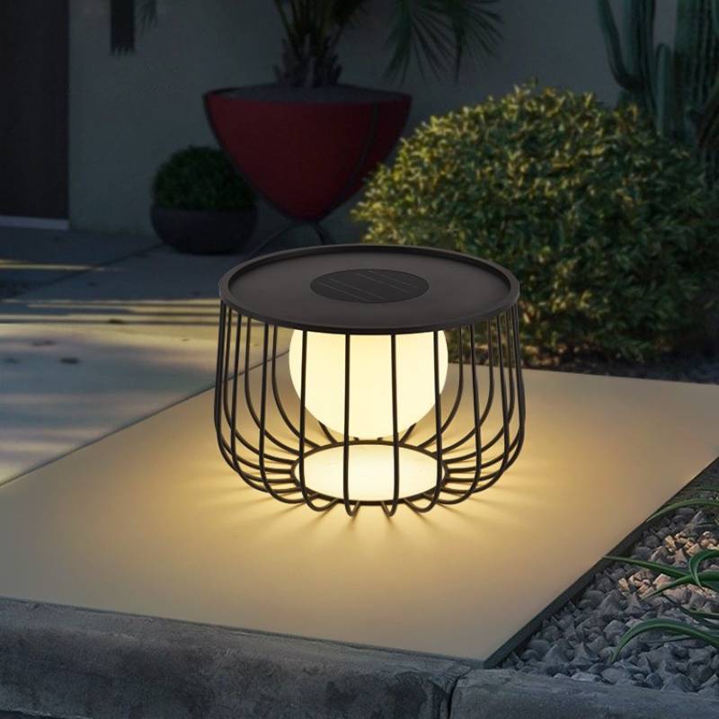 Pyras_Solar_Cage_Lantern_Outdoor_Lamp_02