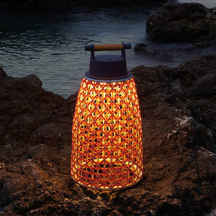 Rattan_Floor_Lamp_01