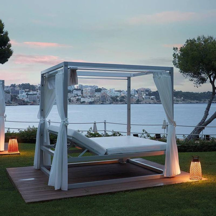 Rattan_Floor_Lamp_09