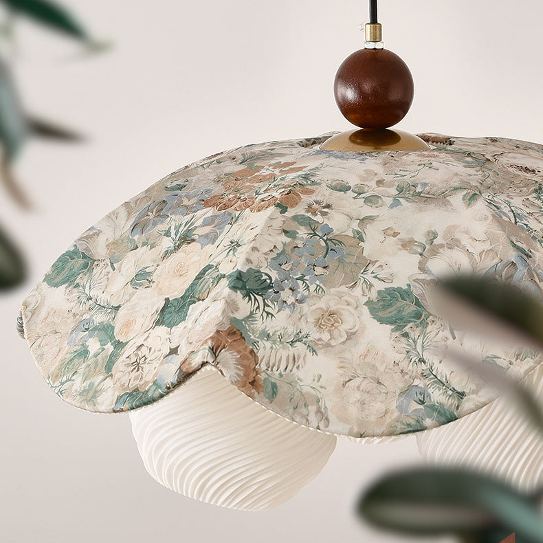 Retro_Camouflage_Pendant_5amp_5