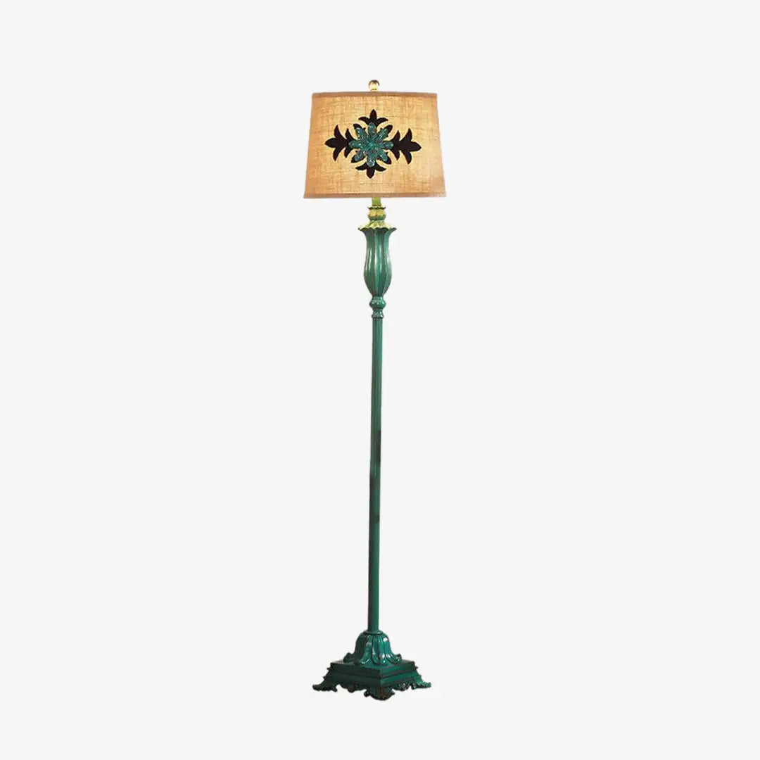 Retro_Larch_Floor_Lamp_1