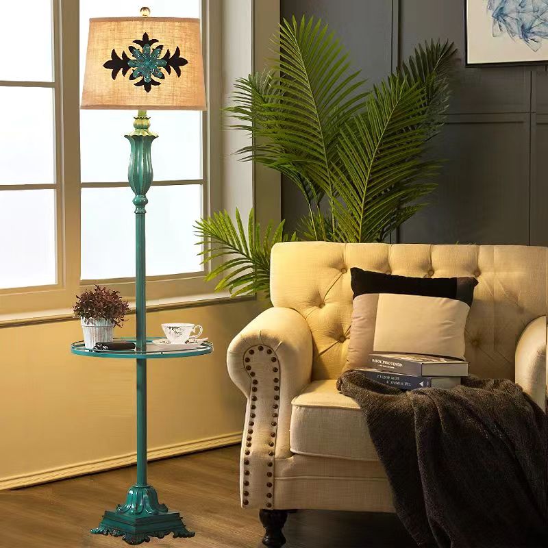 Retro_Larch_Floor_Lamp_11