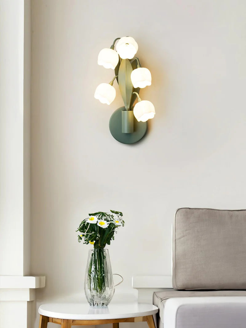 Retro_Valley_Lily_Wall_Lamp_12