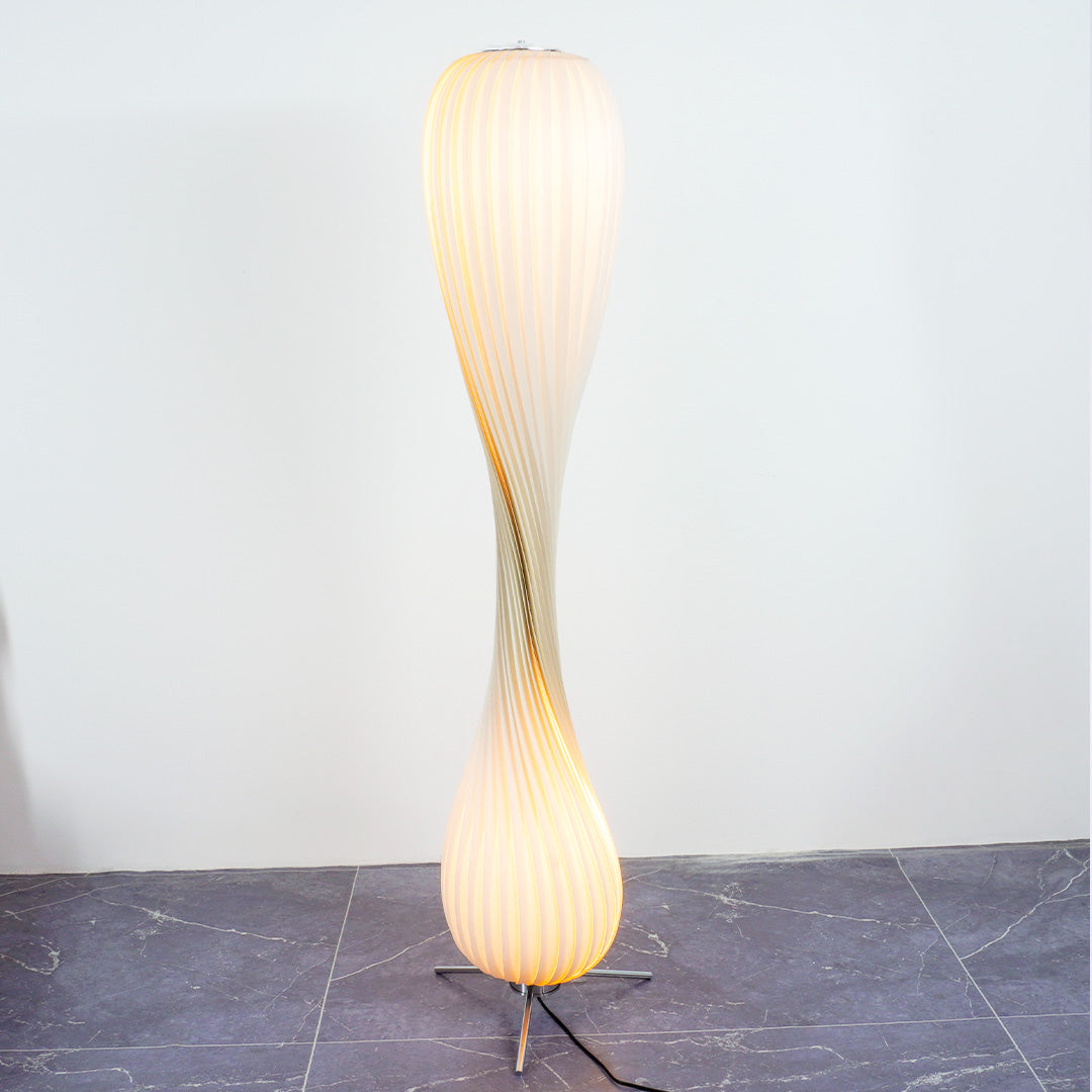 Rolled_Edge_Floor_Lamp_A_2
