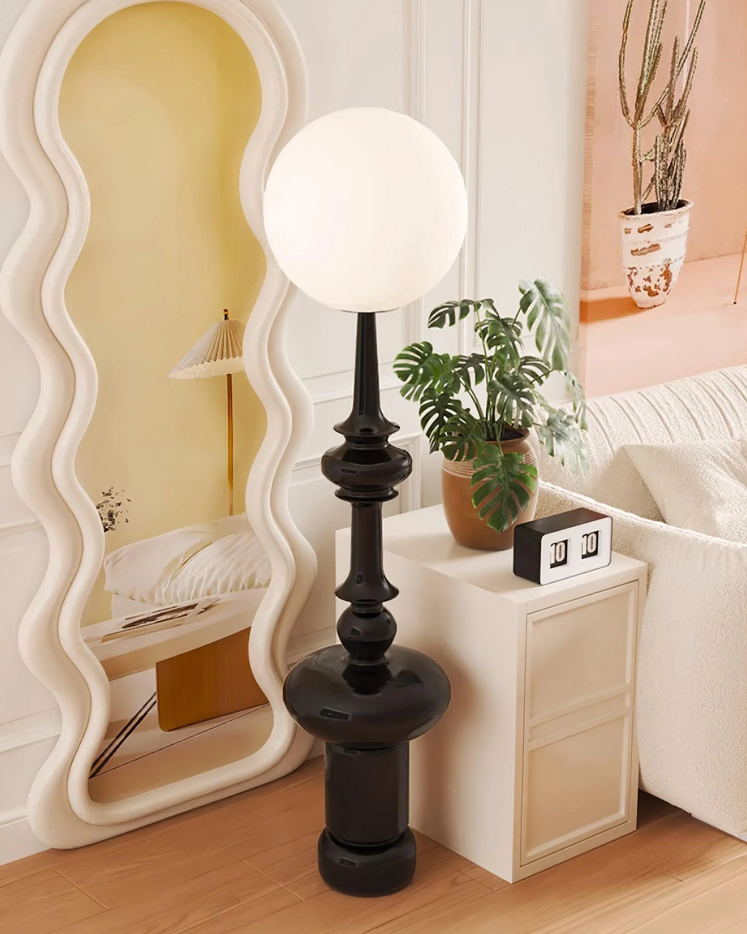 Roman_column_floor_lamp_11