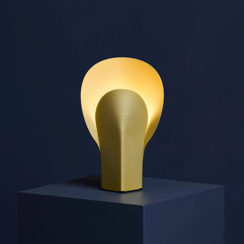 Ronmi_Lincoln_Table_Lamp_11
