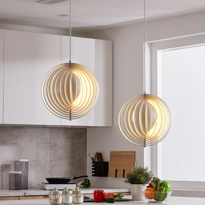 Rotating_Moon_Pendant_Lamp_4