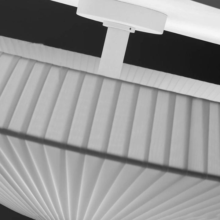 the detail of the round cloth ceiling lamp