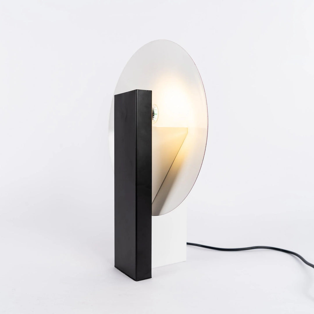 Round Pole Lamp-3