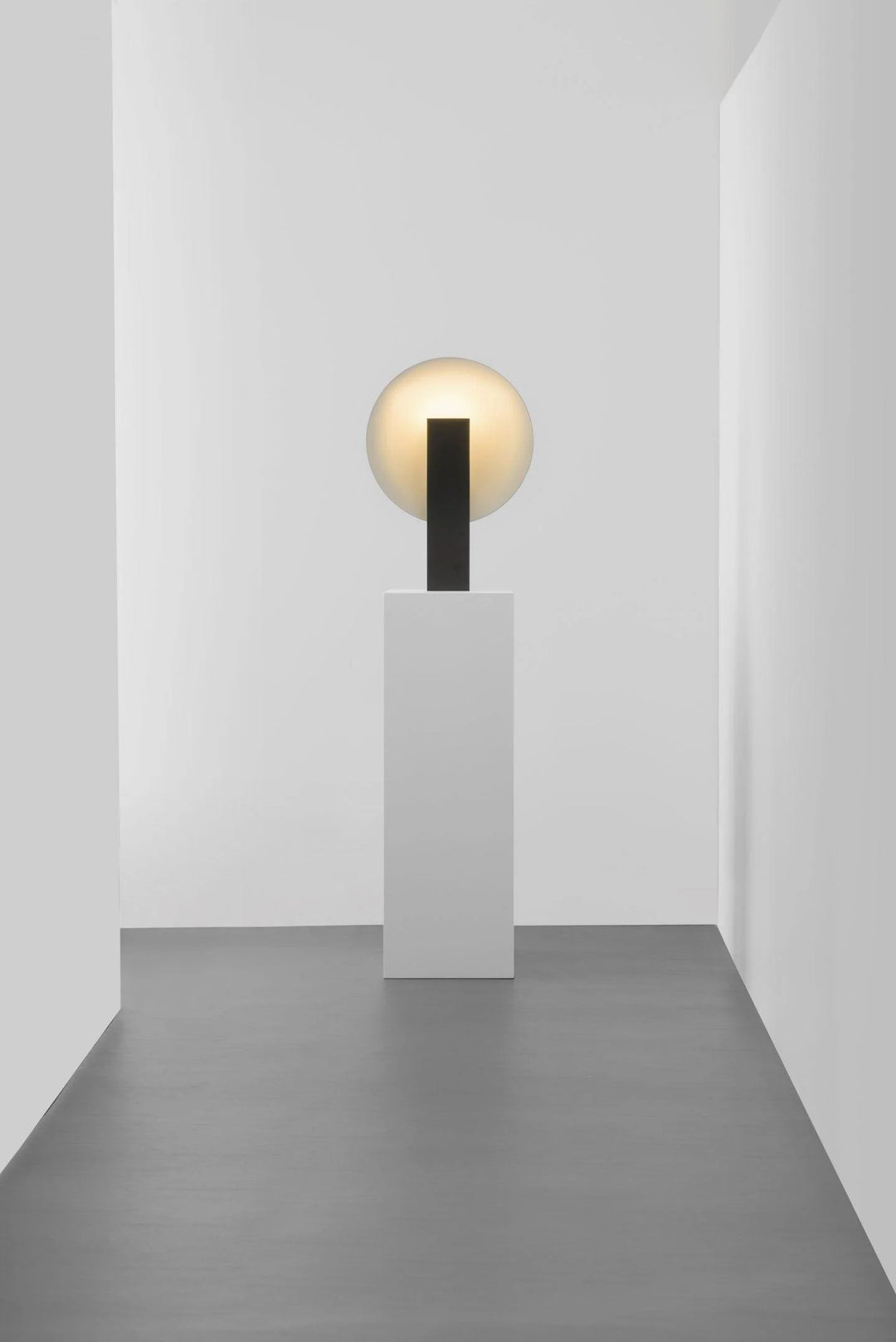 Round Pole Lamp-39