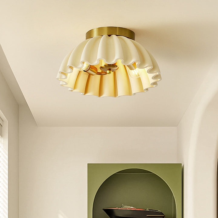 Ruffle_Ceiling_Lamp_03