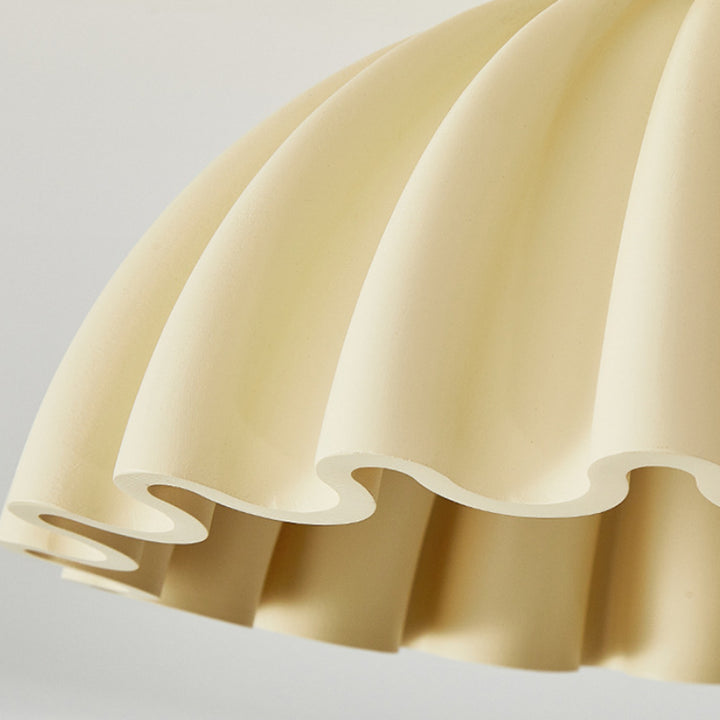 Ruffle_Ceiling_Lamp_11