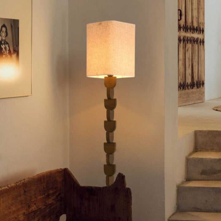 Sachara_Wood_Floor_Lamp_03