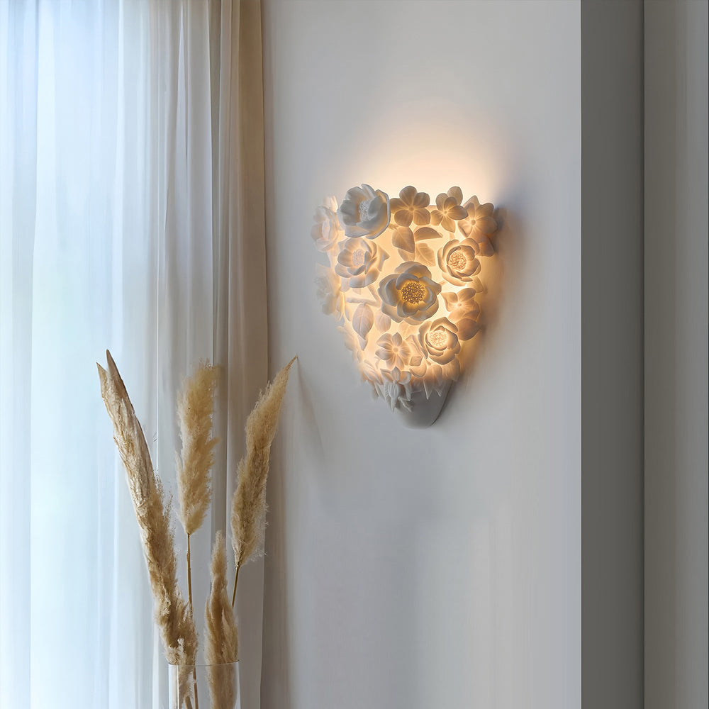 Sculpture_Flower_Wall_Lamp_02