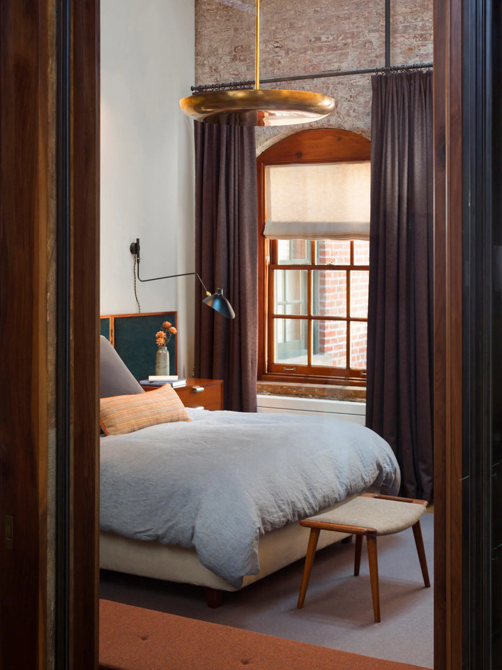 Serge_Mouille_Plug_In_Wall_Lamp_9