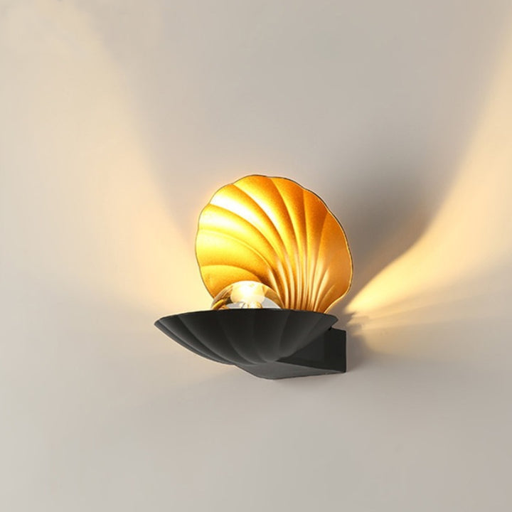 Shell_Crystal_Ball_Wall_Lamp_06