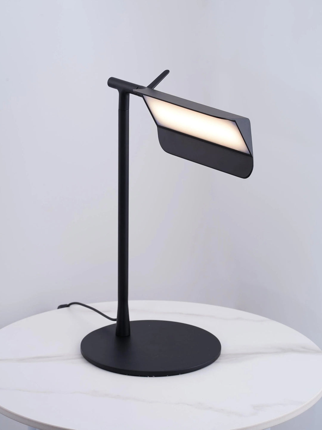 Simple_Bedroom_Bedside_Lamp-7