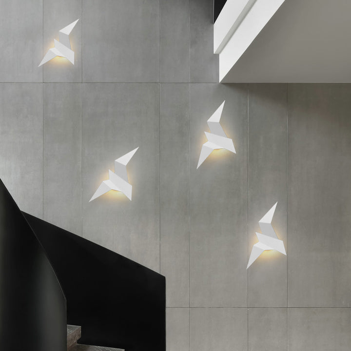 Simple_Bird_Wall_Lamp_03