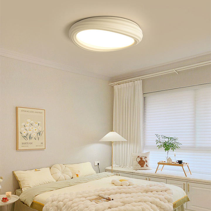 Simple_Cream_Ceiling_Light_11