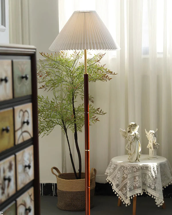 Simple Pleated Vertical Floor Lamp 7