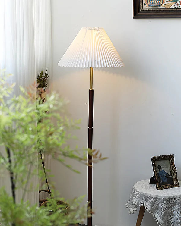 Simple Pleated Vertical Floor Lamp 8
