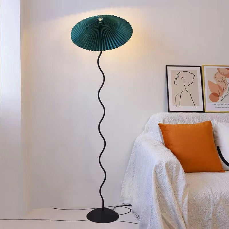 Squiggl Floor Lamp 2